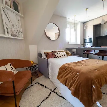 Studio Moderne Dominant Le Vieux 아파트